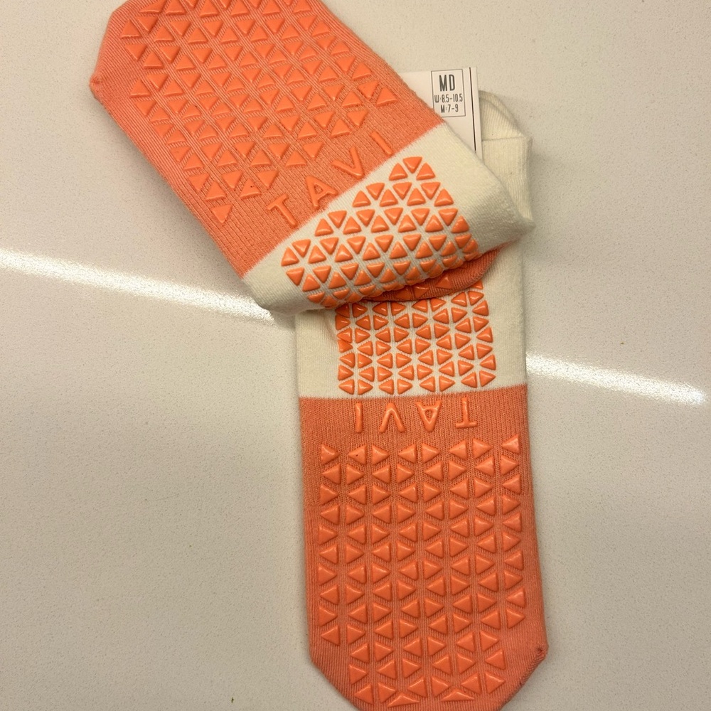 NWT - Pure Barre Sun Sticky Socks - Picture 2 of 3